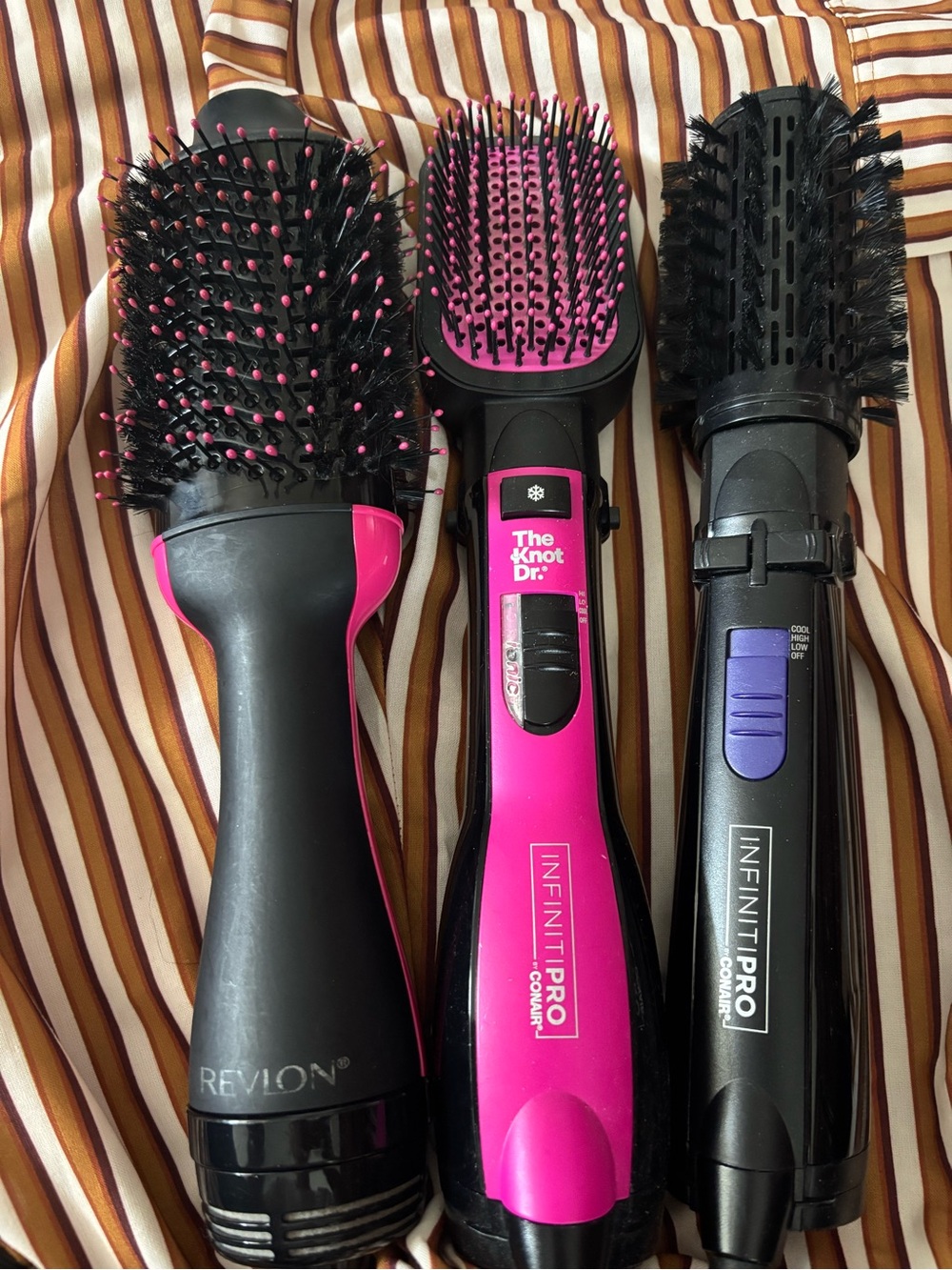 Hairstyling Brushes